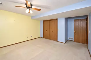 3 Nicole Ct, Bloomington, IL 61701 - Photo 33