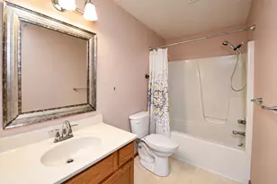 3 Nicole Ct, Bloomington, IL 61701 - Photo 45
