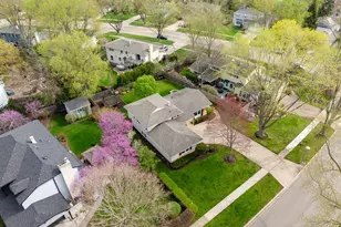 706 E Golf Rd, Libertyville, IL 60048 - Photo 33
