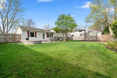706 E Golf Road, Libertyville, IL 60048 - Photo 31