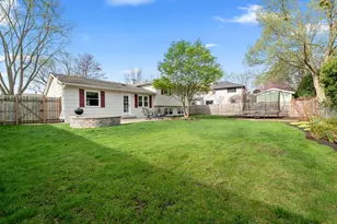 706 E Golf Rd, Libertyville, IL 60048 - Photo 31