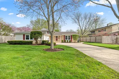 706 E Golf Road, Libertyville, IL 60048 - Photo 3