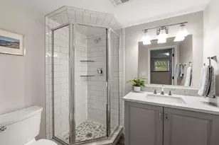 706 E Golf Rd, Libertyville, IL 60048 - Photo 23