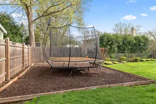 706 E Golf Rd, Libertyville, IL 60048 - Photo 29