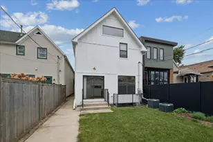 2915 N Rockwell St, Chicago, IL 60618 - Photo 33