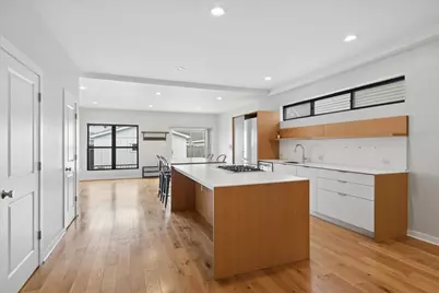 2915 N Rockwell Street, Chicago, IL 60618 - Photo 9