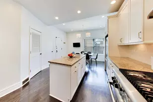 4004 N Clarendon Ave, Chicago, IL 60613 - Photo 9