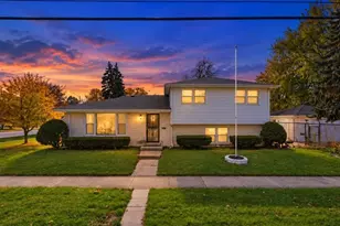 8500 S Laramie Ave, Burbank, IL 60459 - Photo 1