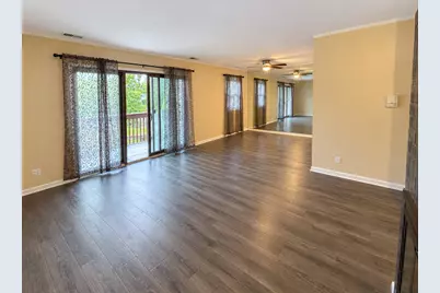 3710 215th Street #303, Matteson, IL 60443 - Photo 7