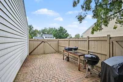 1070 Chelsea Lane, Aurora, IL 60504 - Photo 19