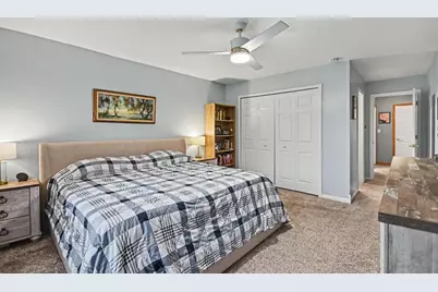1070 Chelsea Lane, Aurora, IL 60504 - Photo 9