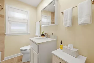 7639 Laramie Avenue, Skokie, IL 60077 - Photo 13