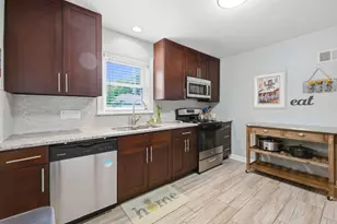 7639 Laramie Ave, Skokie, IL 60077 - Photo 7