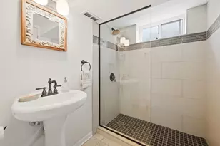 7639 Laramie Ave, Skokie, IL 60077 - Photo 19