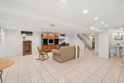 7639 Laramie Avenue, Skokie, IL 60077 - Photo 15