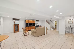 7639 Laramie Ave, Skokie, IL 60077 - Photo 15