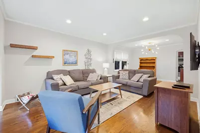 7639 Laramie Avenue, Skokie, IL 60077 - Photo 3