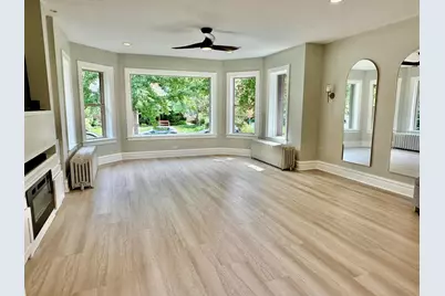 2638 Central Park Avenue, Evanston, IL 60201 - Photo 3