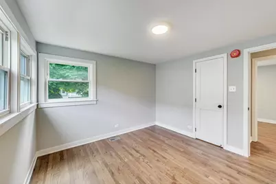 11106 S Washtenaw Avenue #1E, Chicago, IL 60655 - Photo 9