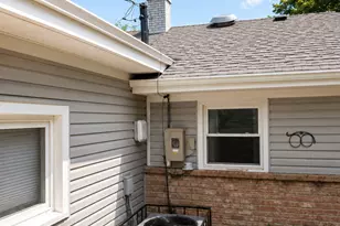 439 Niagara St, Park Forest, IL 60466 - Photo 1