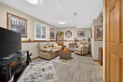 2024 Woodhavens Drive, Bloomington, IL 61701 - Photo 15