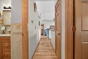 2024 Woodhavens Dr, Bloomington, IL 61701 - Photo 11