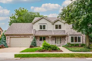 1130 New Trier Ct, Wilmette, IL 60091 - Photo 1