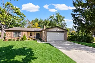 317 Beech Ct, Naperville, IL 60540 - Photo 1