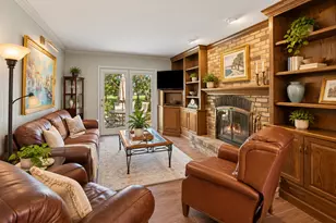 317 Beech Ct, Naperville, IL 60540 - Photo 7