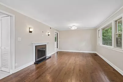 2392 Manor Lane, Park Ridge, IL 60068 - Photo 7