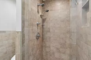 2392 Manor Ln, Park Ridge, IL 60068 - Photo 15