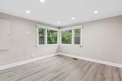 2392 Manor Lane, Park Ridge, IL 60068 - Photo 11