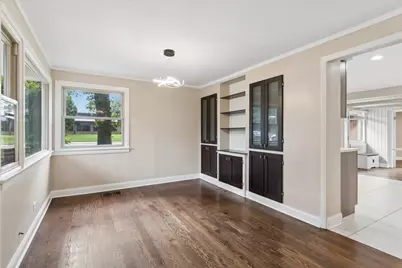 2392 Manor Lane, Park Ridge, IL 60068 - Photo 5