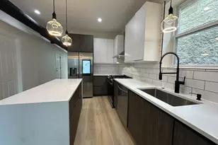 1721 W Pierce Ave, Chicago, IL 60622 - Photo 9