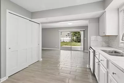 322 Maple Lane, Round Lake, IL 60073 - Photo 11