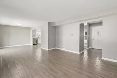 322 Maple Lane, Round Lake, IL 60073 - Photo 5