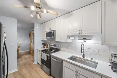 640 Murray Lane #312, Des Plaines, IL 60016 - Photo 3