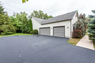 3748 Creekside Court, Winthrop Harbor, IL 60096 - Photo 5