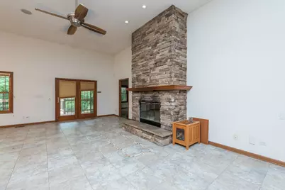 3748 Creekside Court, Winthrop Harbor, IL 60096 - Photo 9