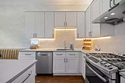 1051 W Lill Avenue, Chicago, IL 60614 - Photo 3