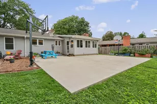 2204 Plymouth Dr, Champaign, IL 61821 - Photo 33