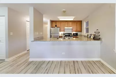 651 W Division Street #A, Chicago, IL 60610 - Photo 7