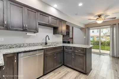 15712 Danford Lane, Orland Park, IL 60462 - Photo 13
