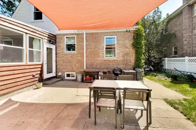 8326 Kostner Avenue, Skokie, IL 60076 - Photo 23