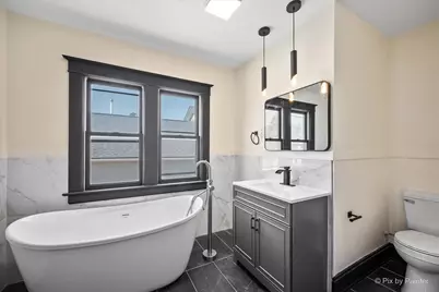 468 Locust Street, Elgin, IL 60123 - Photo 29