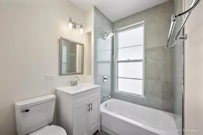 468 Locust Street, Elgin, IL 60123 - Photo 19