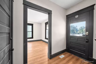 468 Locust Street, Elgin, IL 60123 - Photo 5