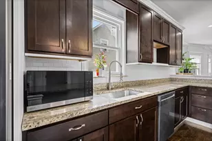 135 S 19th Ave, Maywood, IL 60153 - Photo 13