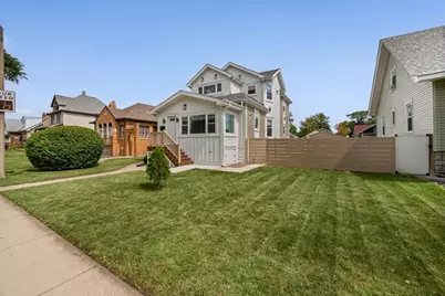 135 S 19th Avenue, Maywood, IL 60153 - Photo 3