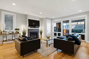 2448 W Diversey Ave, Chicago, IL 60647 - Photo 9